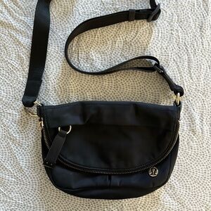Lululemon All Night Festival Bag Micro 2L